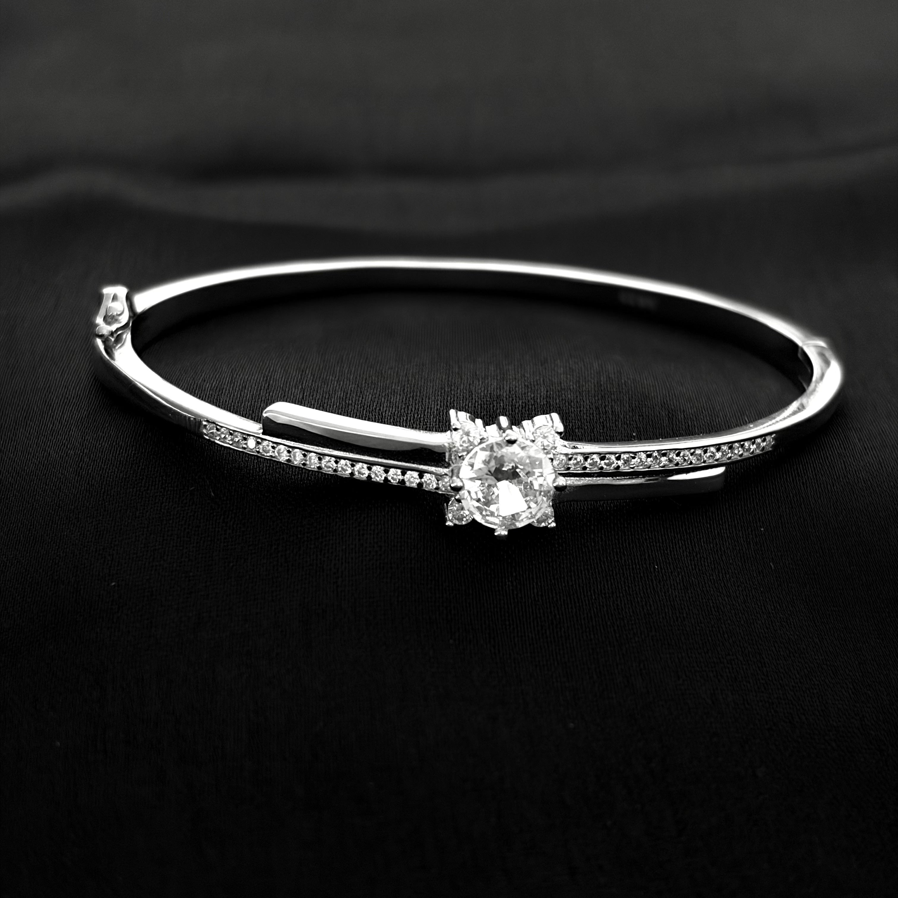 Eterna Solitaire Bangle Bracelet