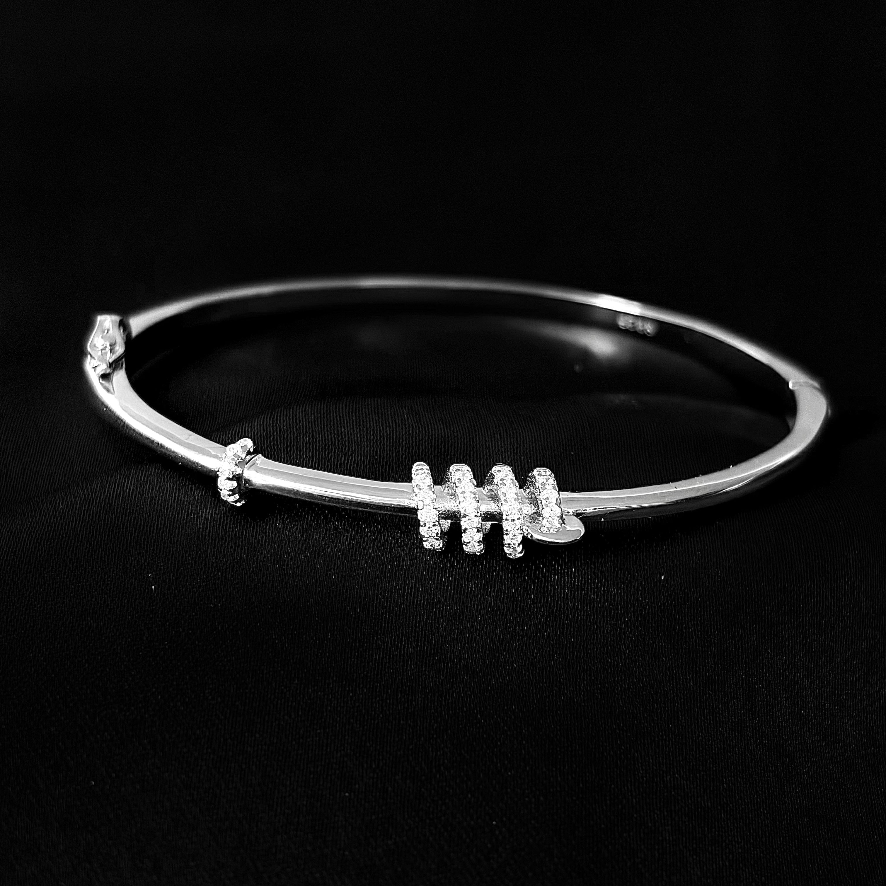 Spark Loop Bangle Bracelet