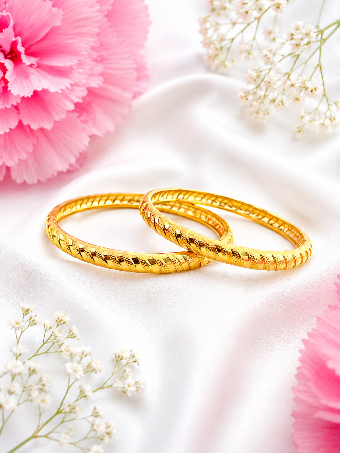 BANGLES