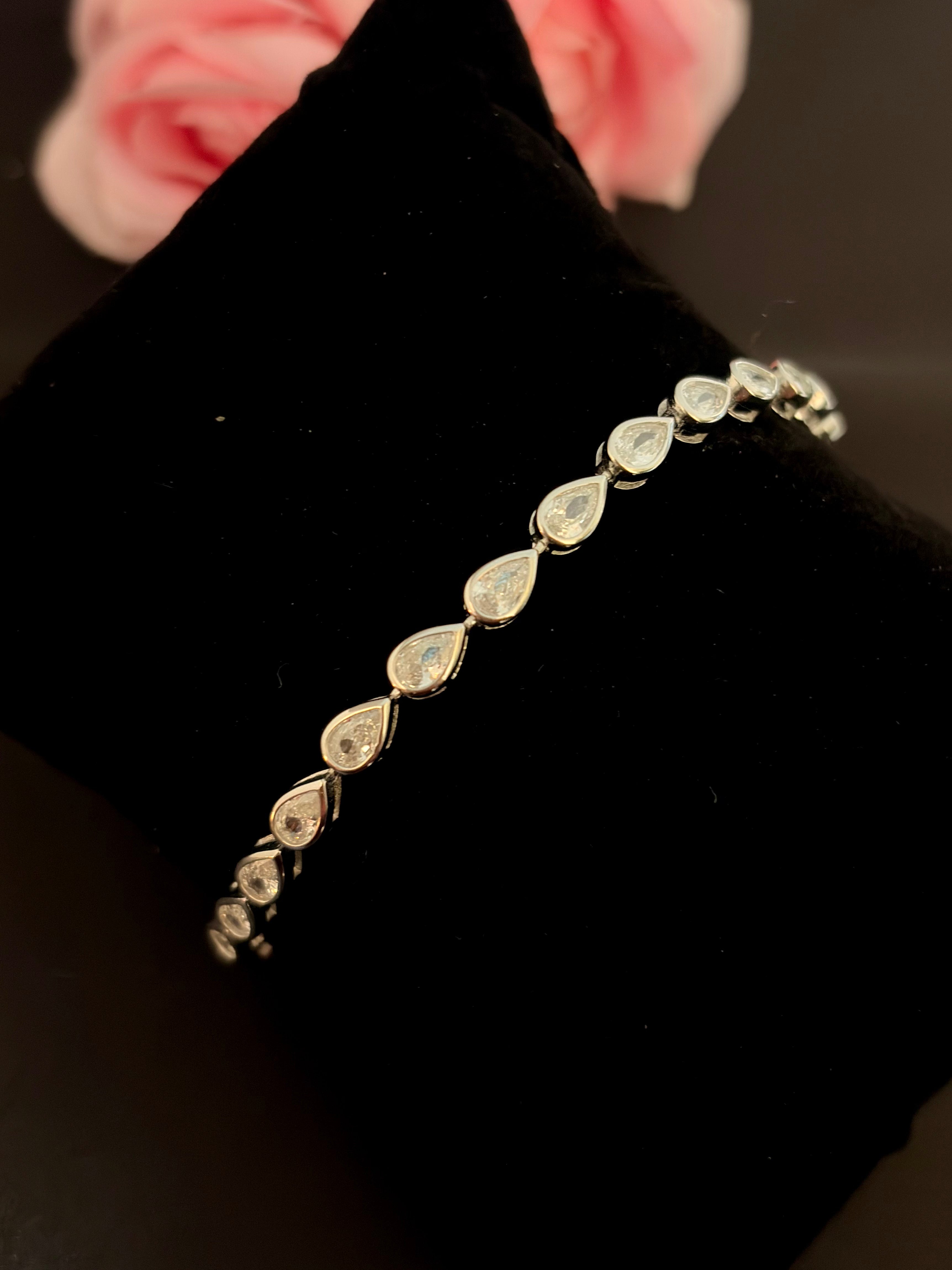 Dewdrop Elegance Bracelet