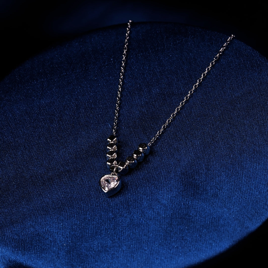 92.5 Sterling Silver Heart-Shaped Cubic Zircon Pendent Chain