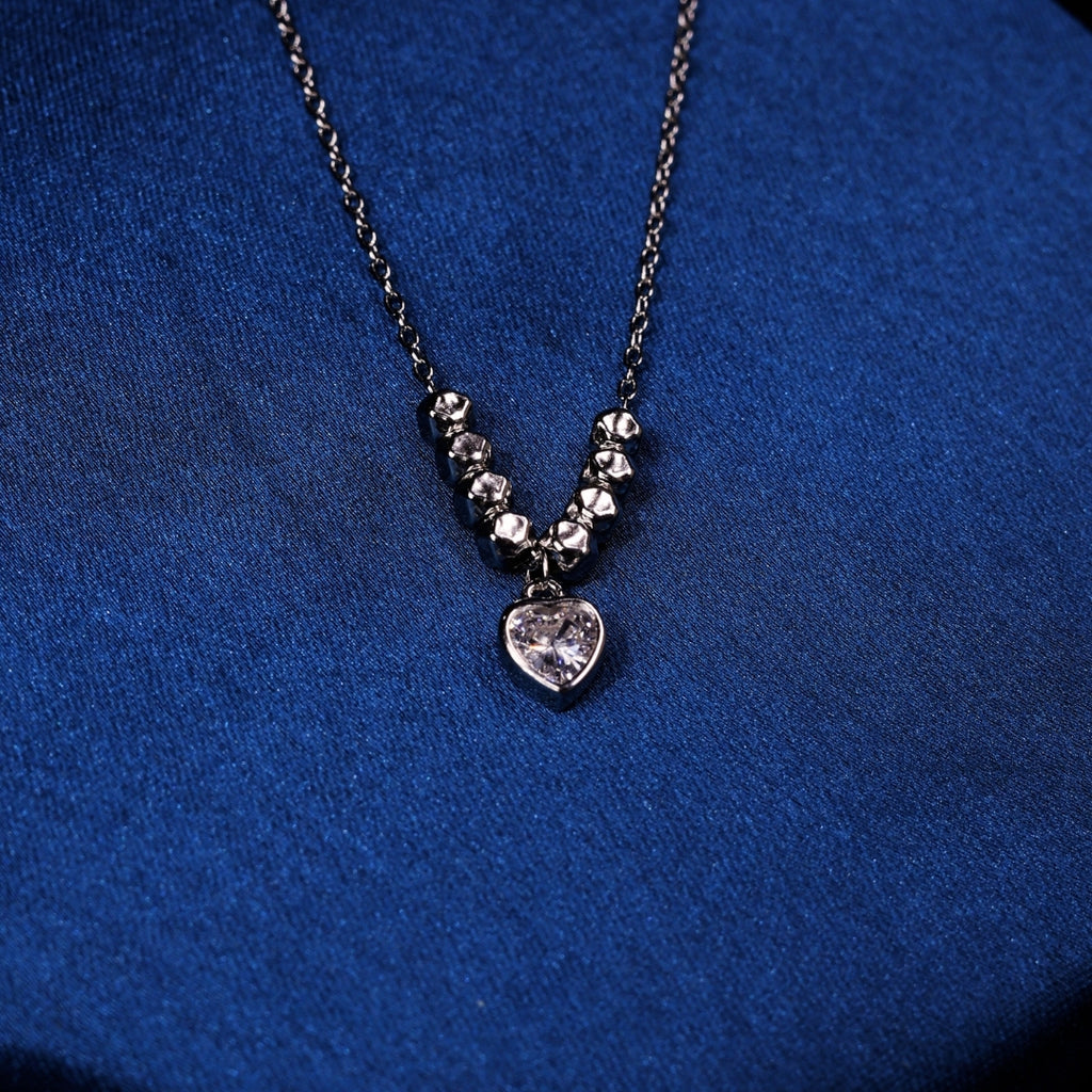 92.5 Sterling Silver Heart-Shaped Cubic Zircon Pendent Chain