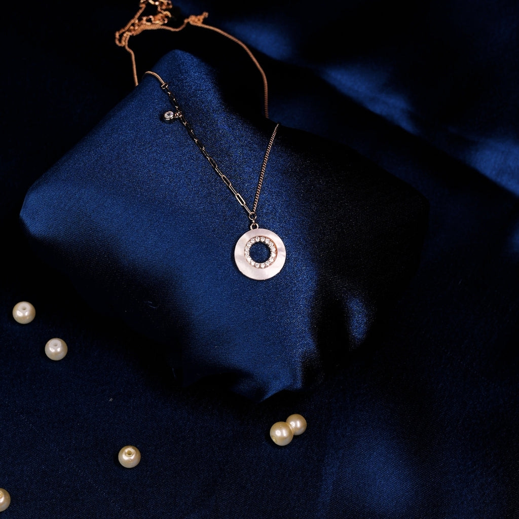 Pearl Cubic Zircon Pendant Necklace
