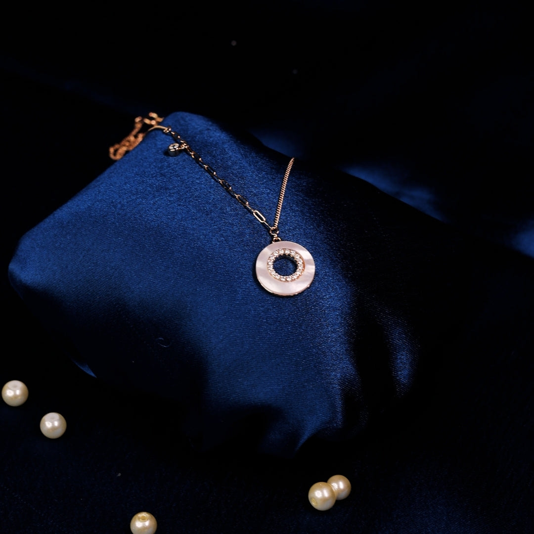 Pearl Cubic Zircon Pendant Necklace