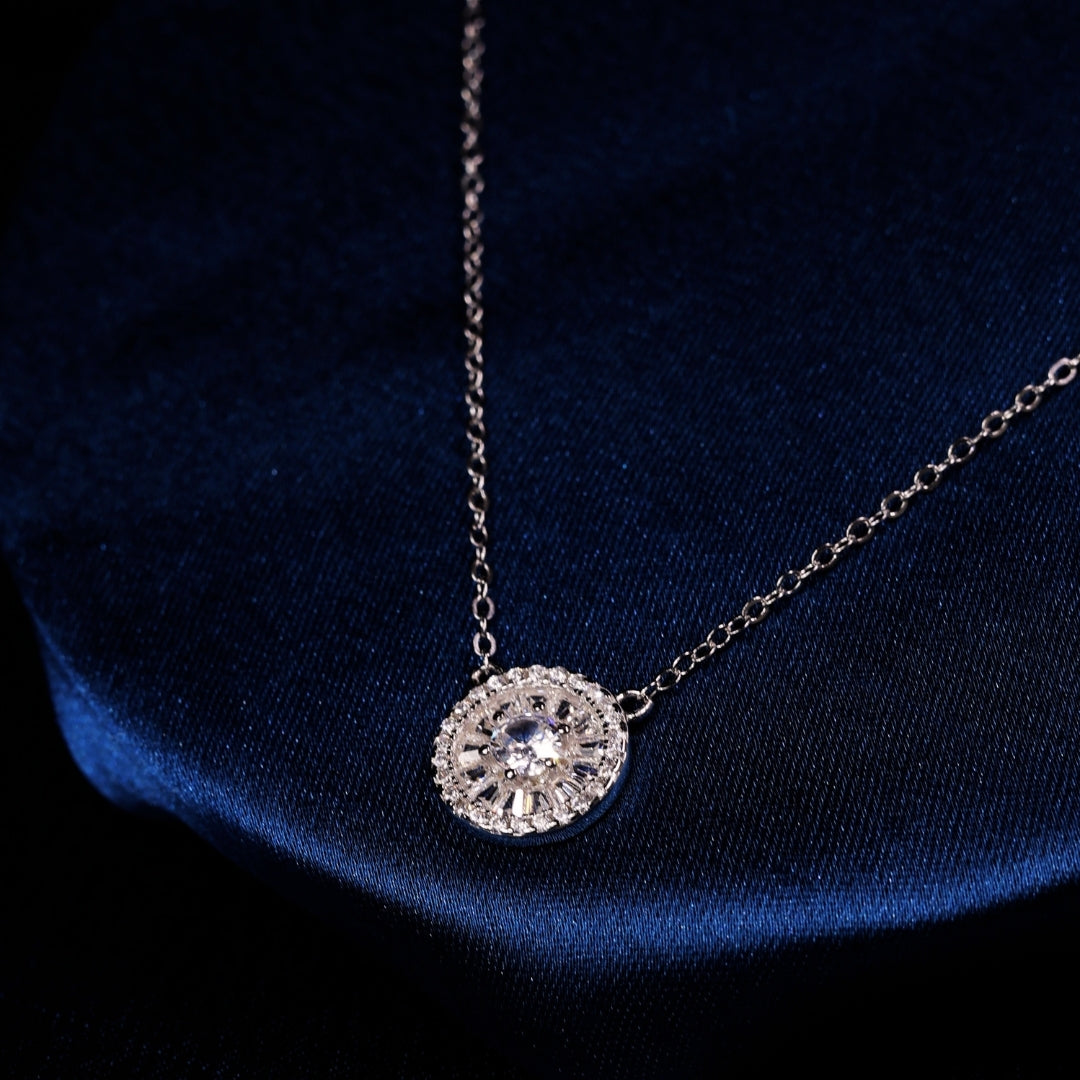 92.5  Sterling Silver Round Cubic Zircon Halo Pendant Chain