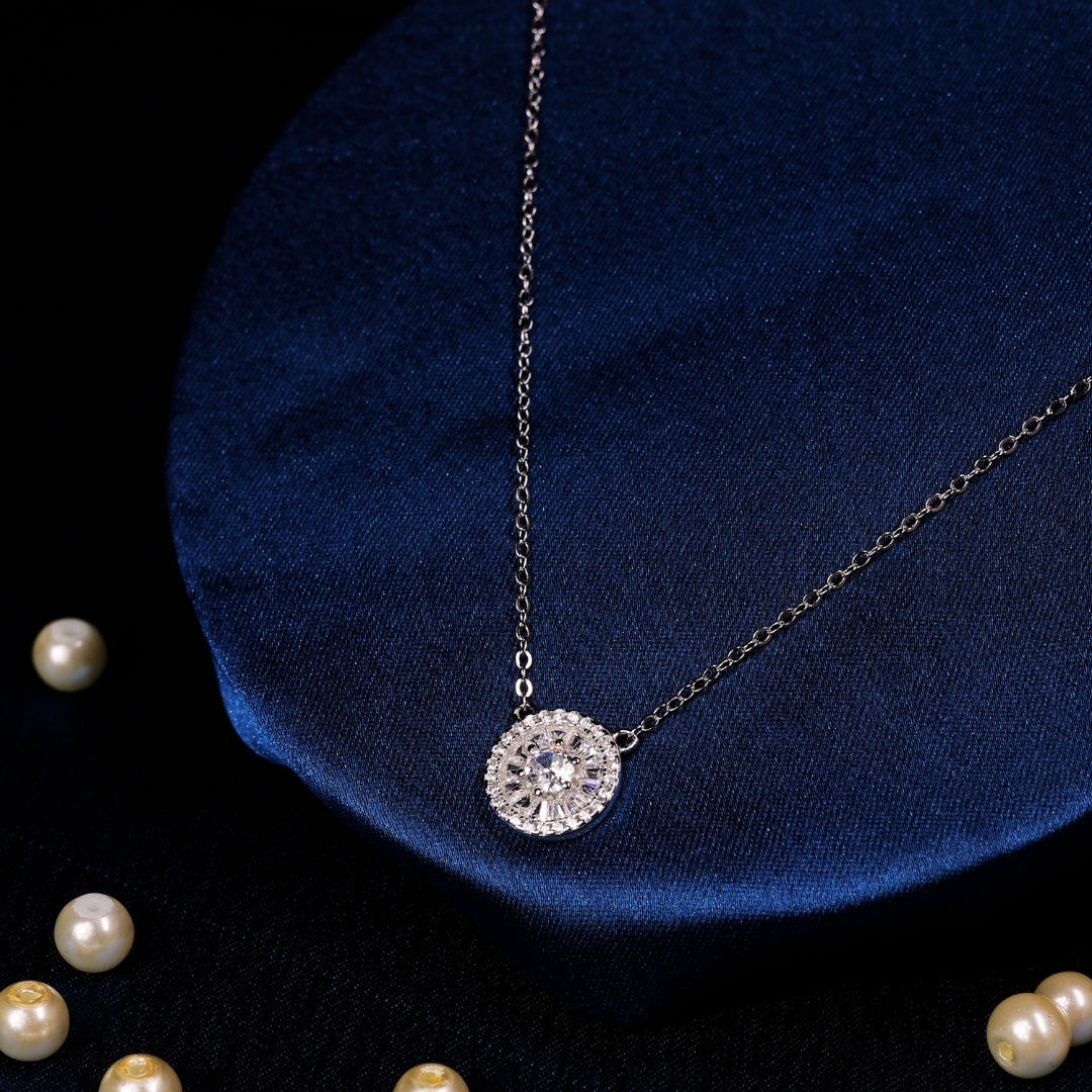 92.5  Sterling Silver Round Cubic Zircon Halo Pendant Chain