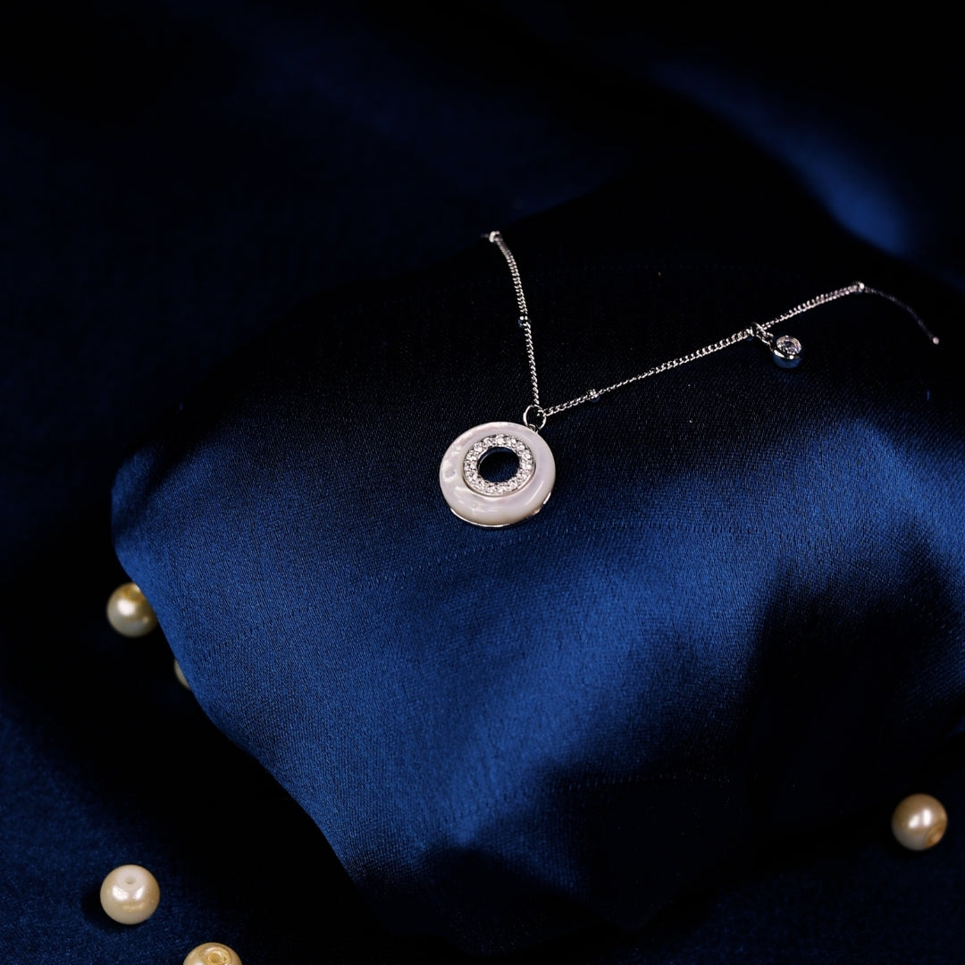 Halo Circle Pearl Pendant