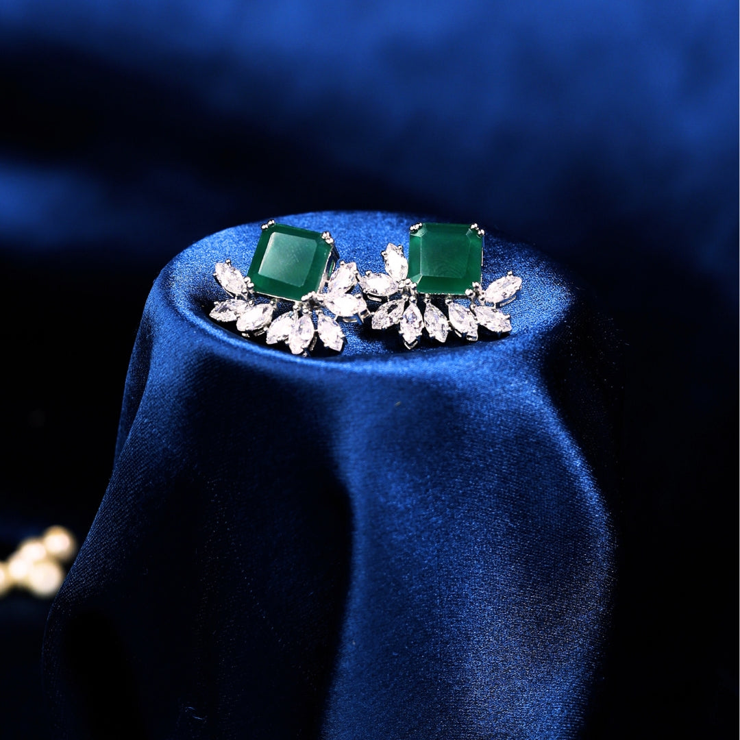 92.5 Sterling Silver Emerald Green Stone Floral Stud Earrings