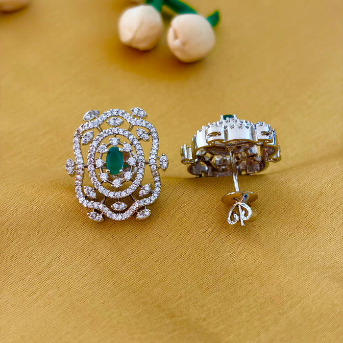 92.5 Sterling Silver Emerald-Green Cubic Zircon Royal Stud Earrings