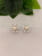 Silver Pearl Daisy Floral Stud Earrings