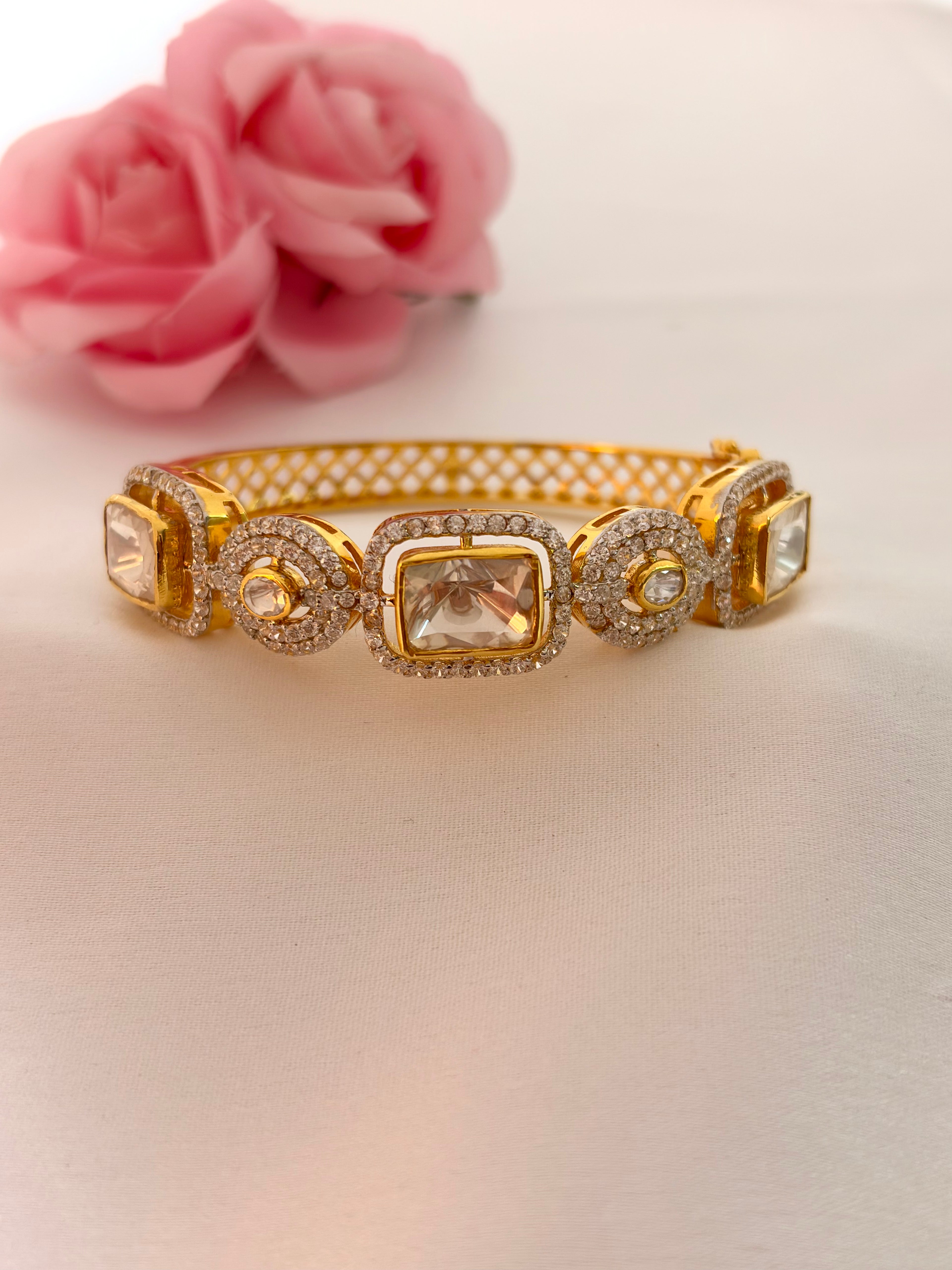 Regal Radiance Crystal Link Bracelet