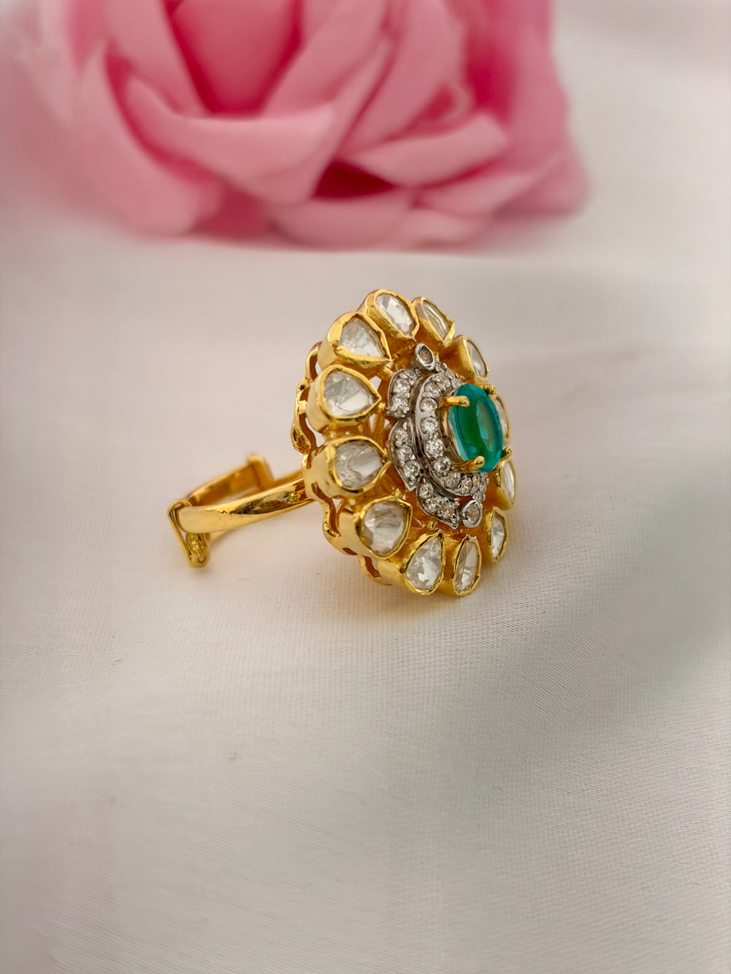 92.5 Silver Emerald Kundan Floral Ring