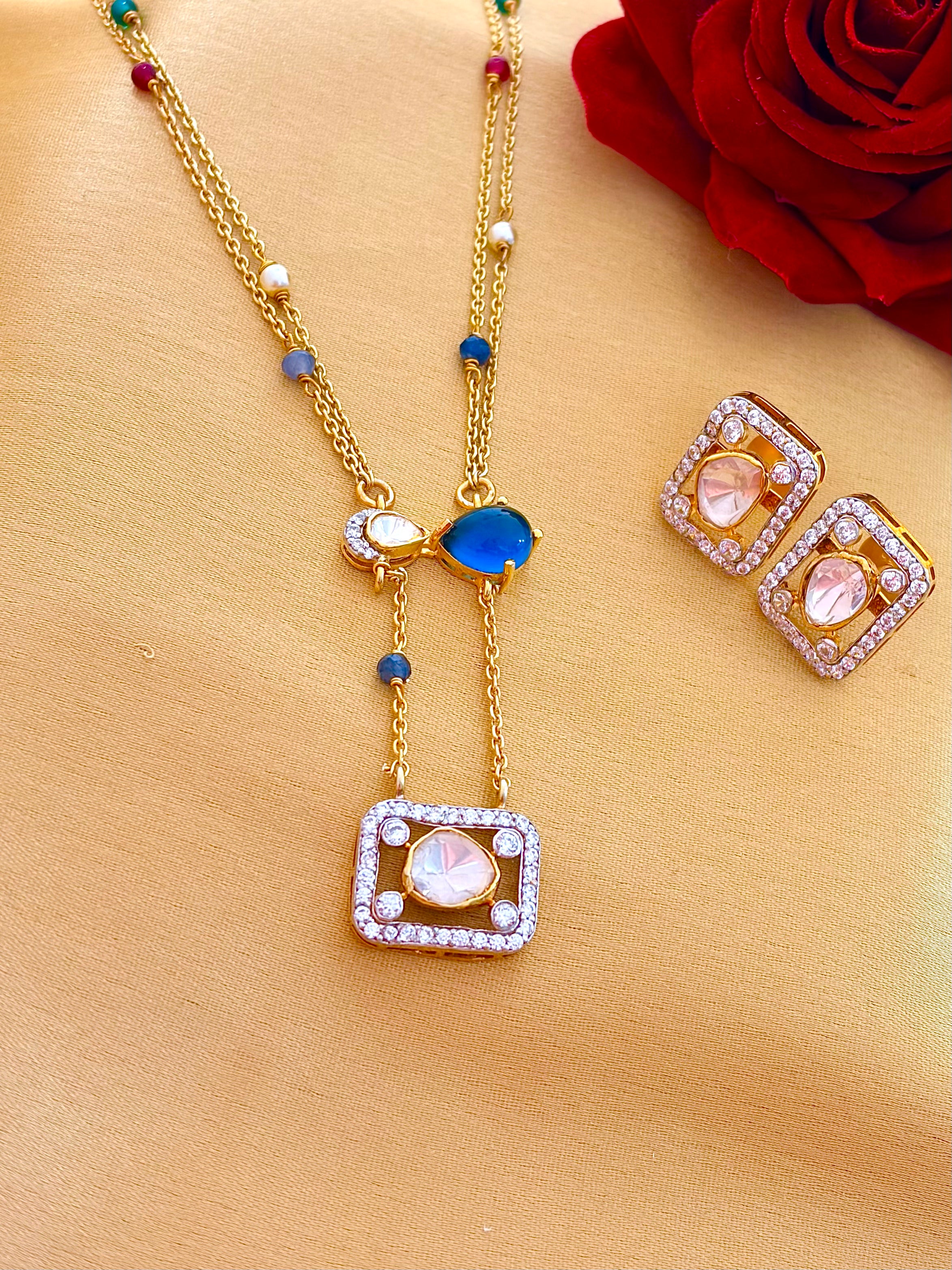 Neel Tara Crystal Pendant Set