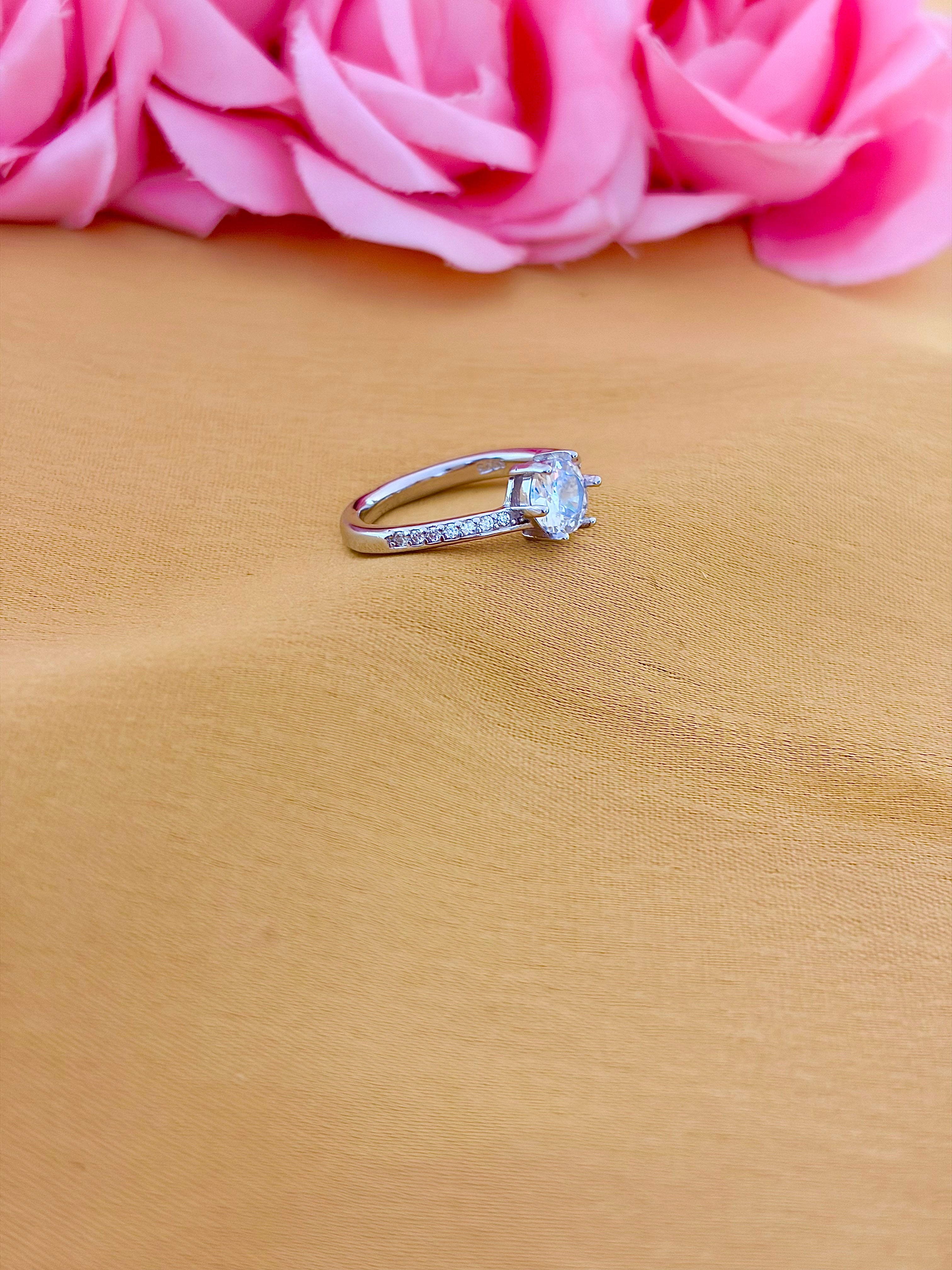 Nova Round Solitaire Ring