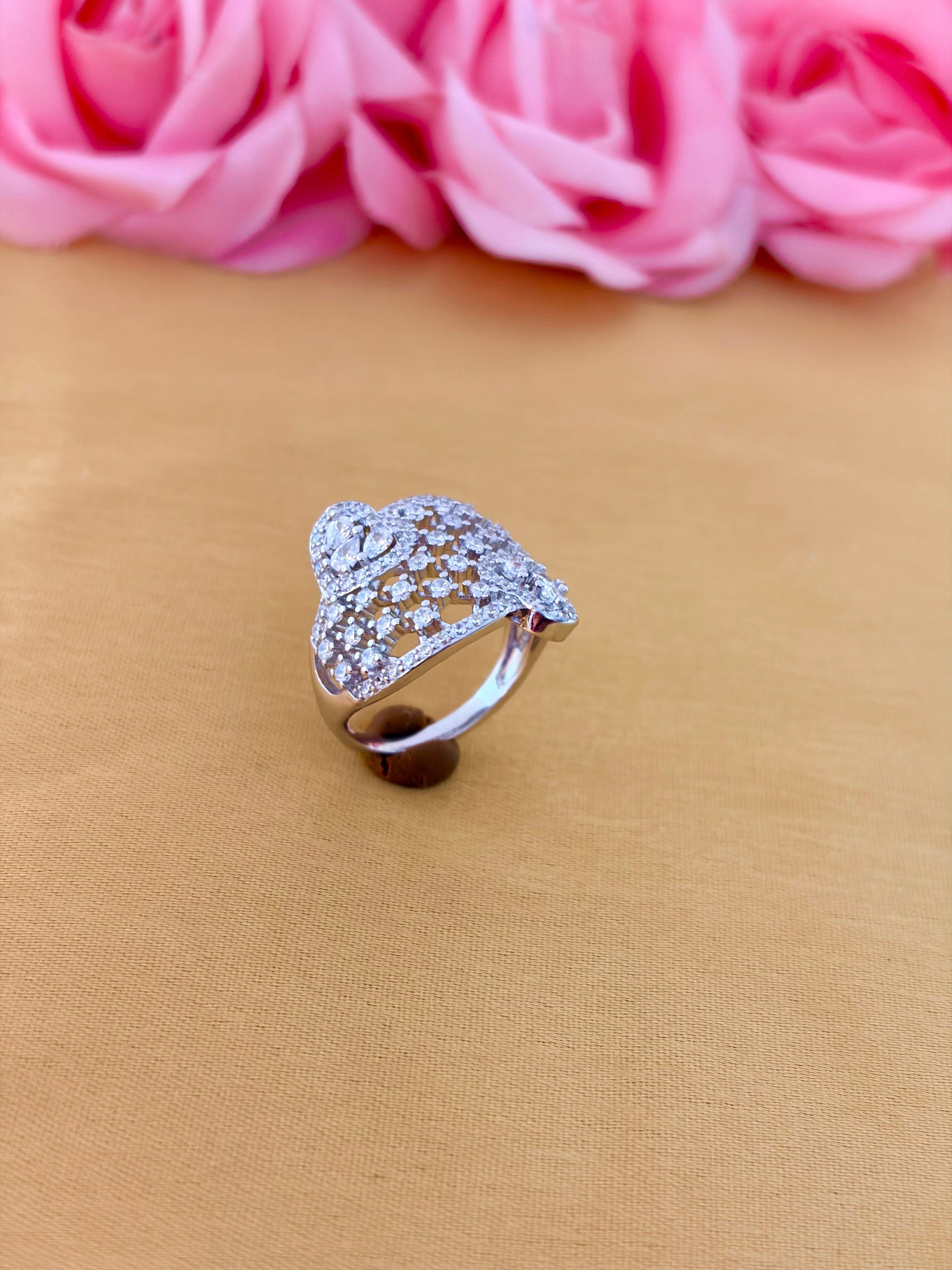 Amara Heart Lattice Cubic Zircon Ring