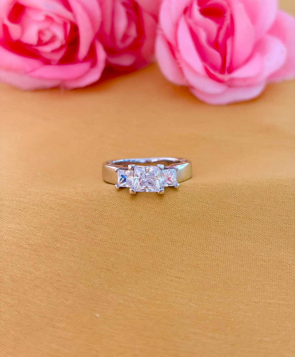 Aurora Crown Cubic Zircon Solitaire Ring