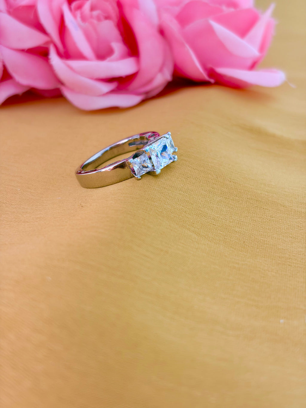 Aurora Crown Cubic Zircon Solitaire Ring