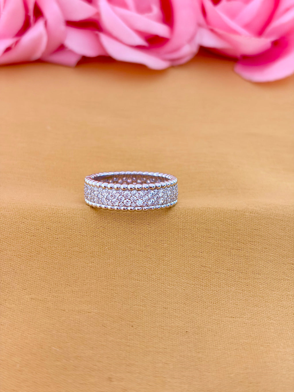 Veloria Spark Ring