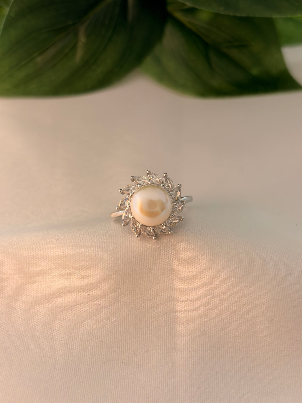 Silver Floral Pearl Crystal Ring