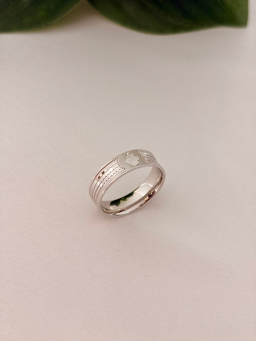 Silver Floral Textured Band Ring