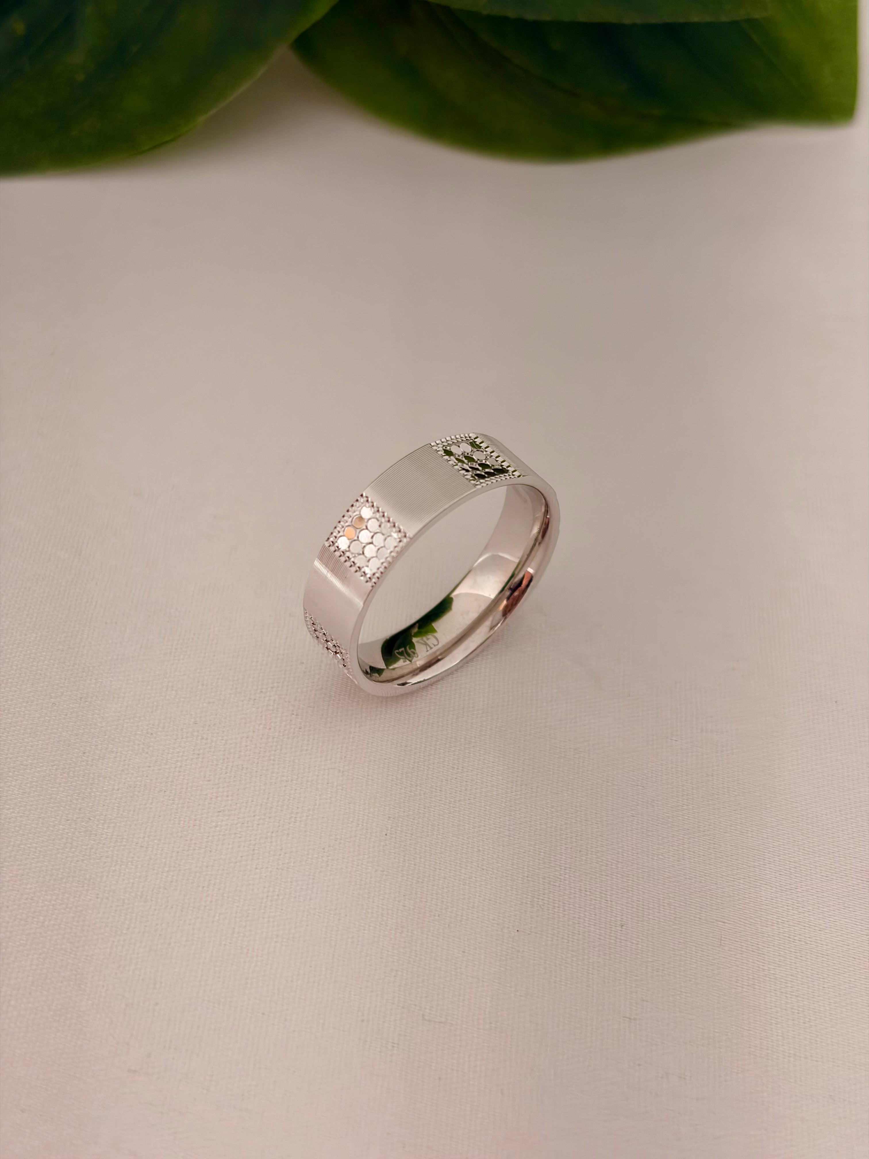 Silver Honeycomb Pattern Band Ring