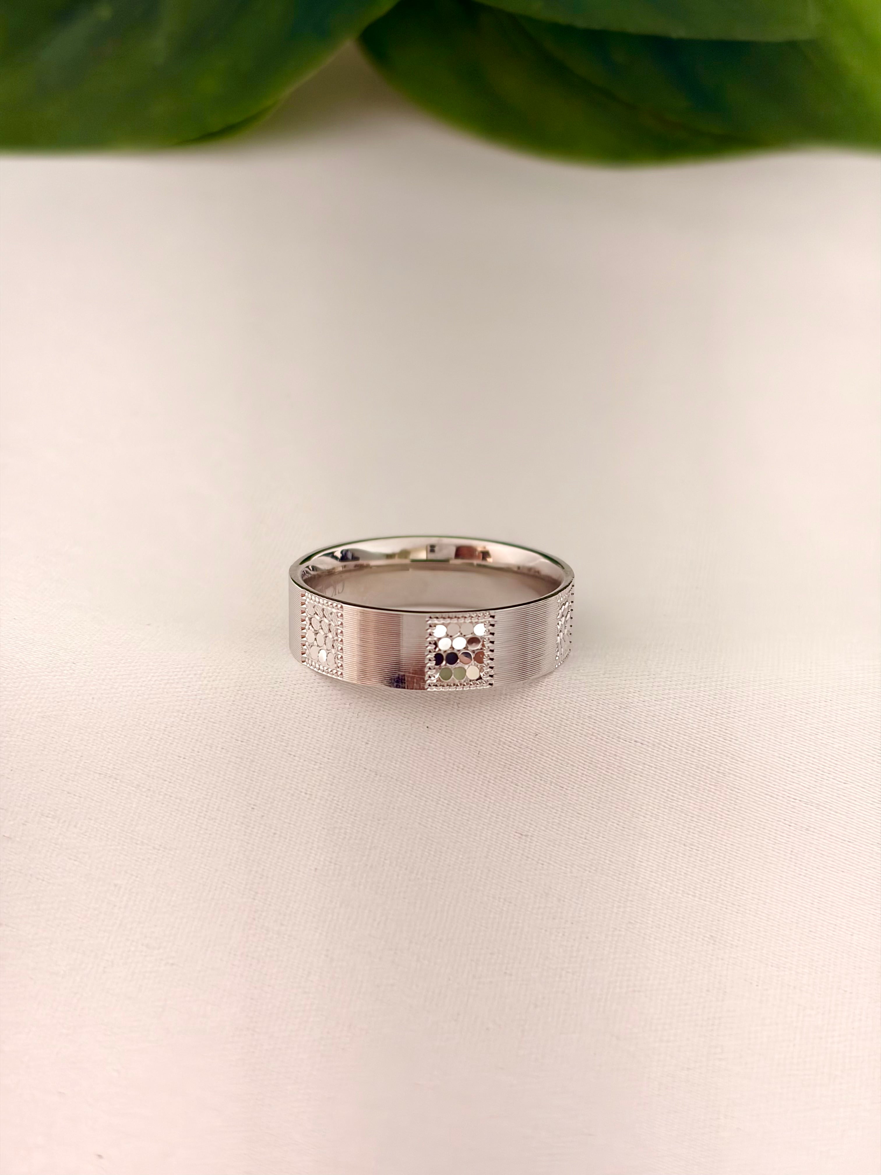 Silver Honeycomb Pattern Band Ring