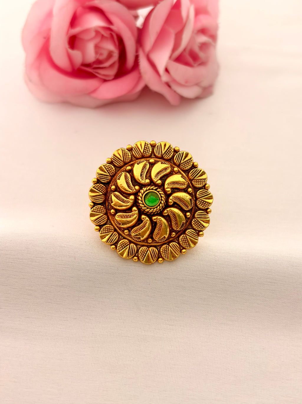 92.5 Sterling Silver Gold-Plated Heritage Floral Ring with Green Stone