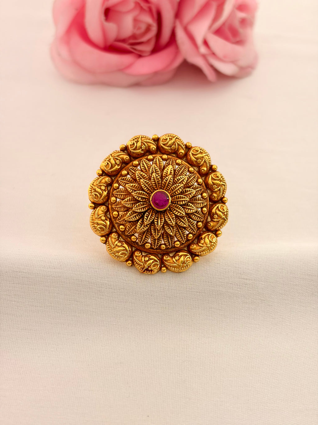 92.5 Sterling Silver Gold-Plated Antique Floral Ring with Ruby Stone