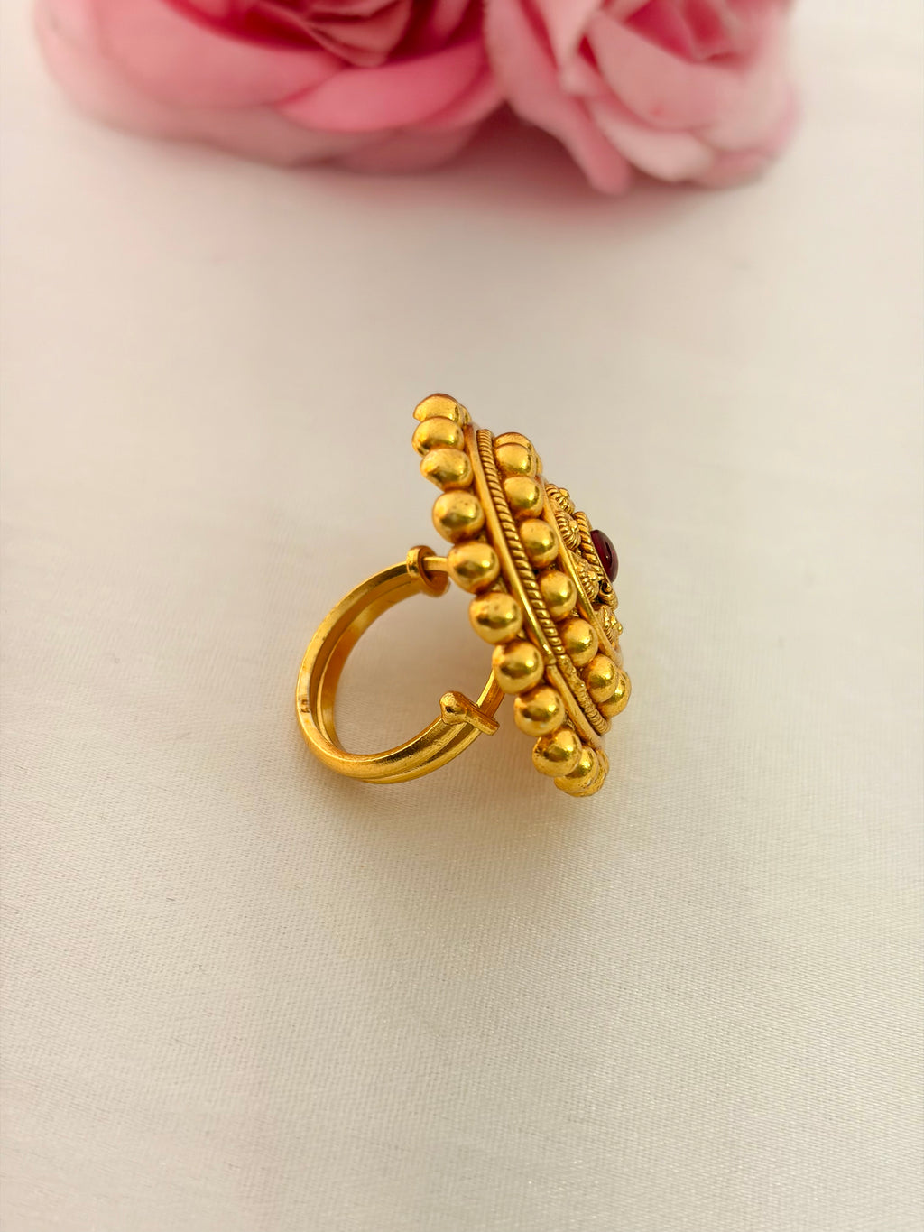 92.5 Sterling Silver Gold-Plated Antique Beaded Ring with Ruby Stone