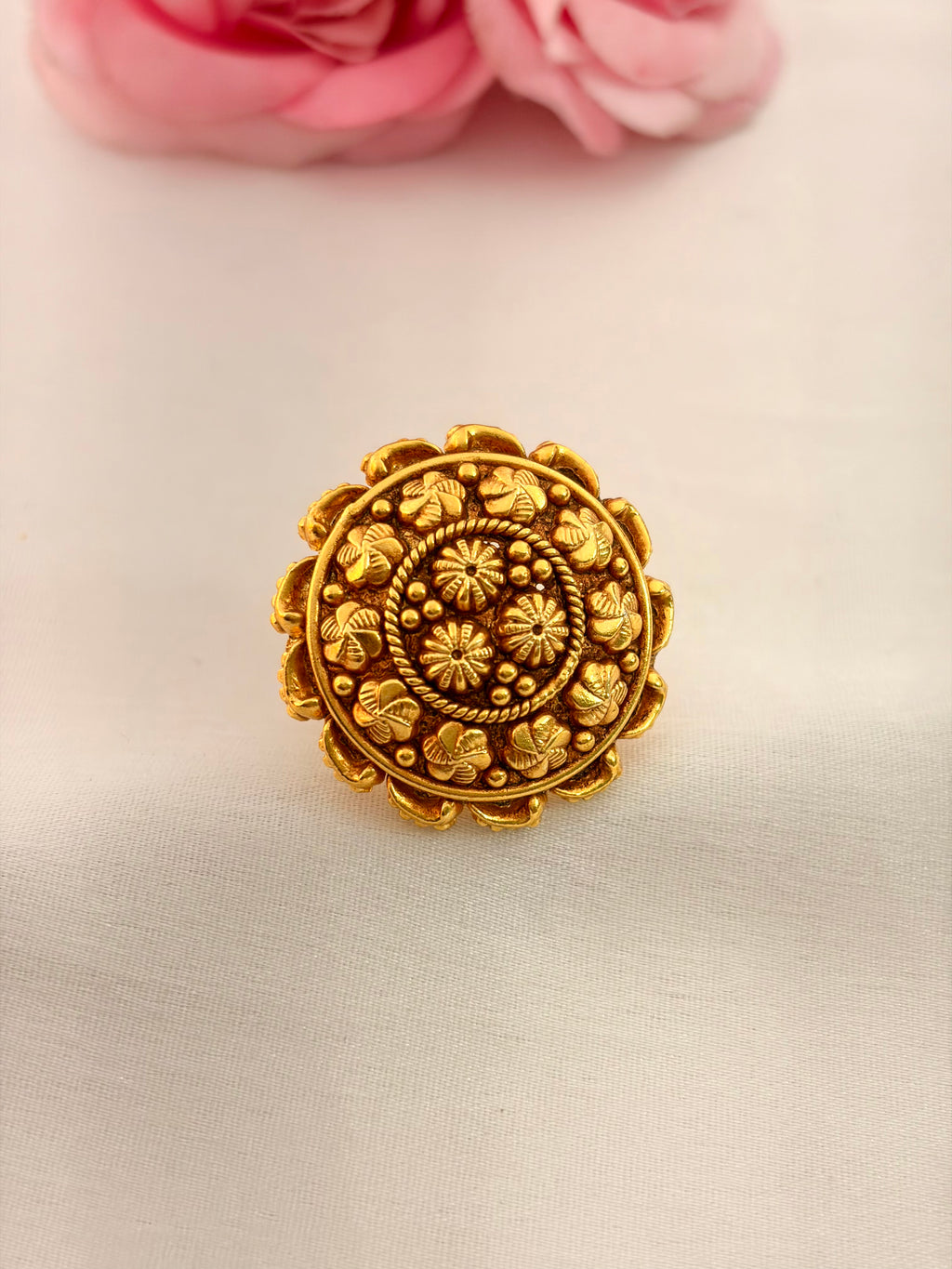92.5 Sterling Silver Gold-Plated Antique Floral Statement Ring