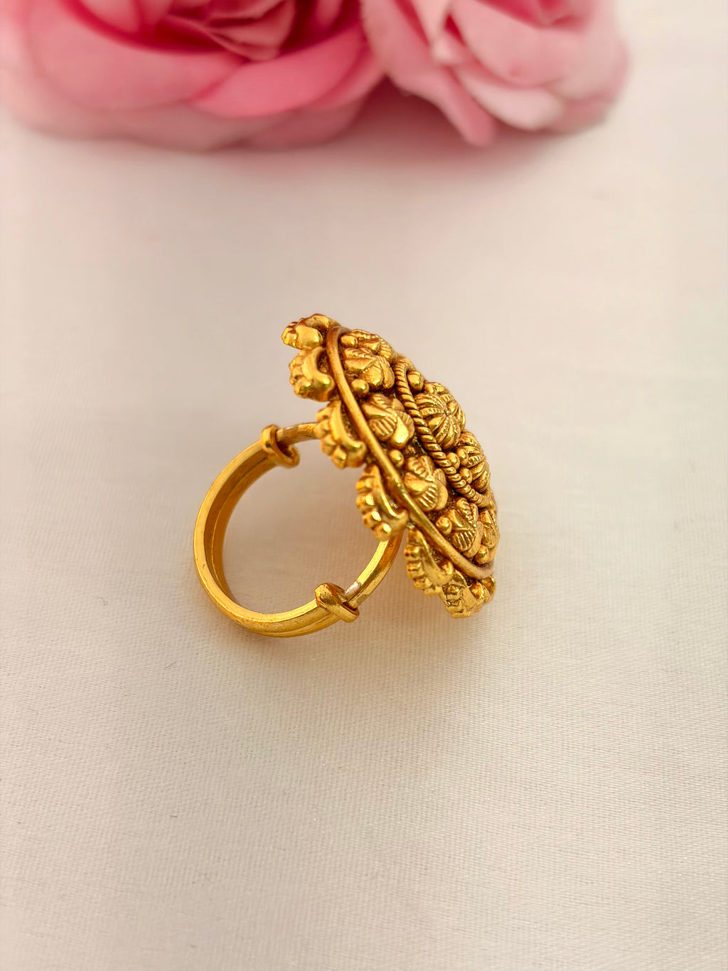 92.5 Sterling Silver Gold-Plated Antique Floral Statement Ring