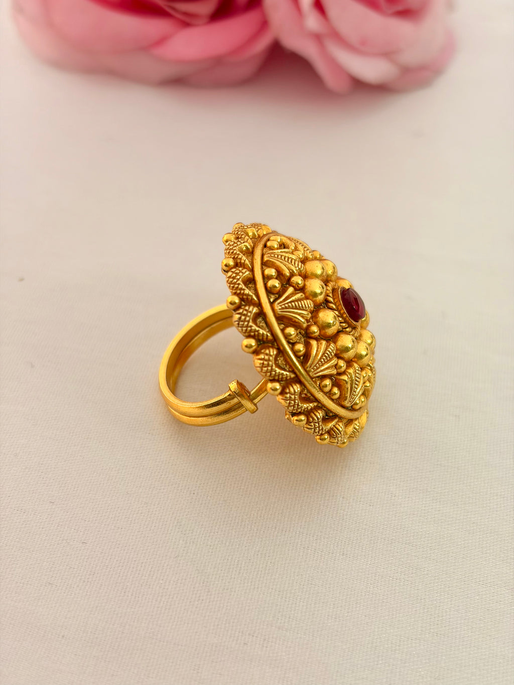92.5 Sterling Silver Gold-Plated Antique Beaded Floral Ring with Ruby Stone