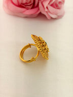 92.5 Sterling Silver Gold-Plated Openwork Floral Ring with Green Stone