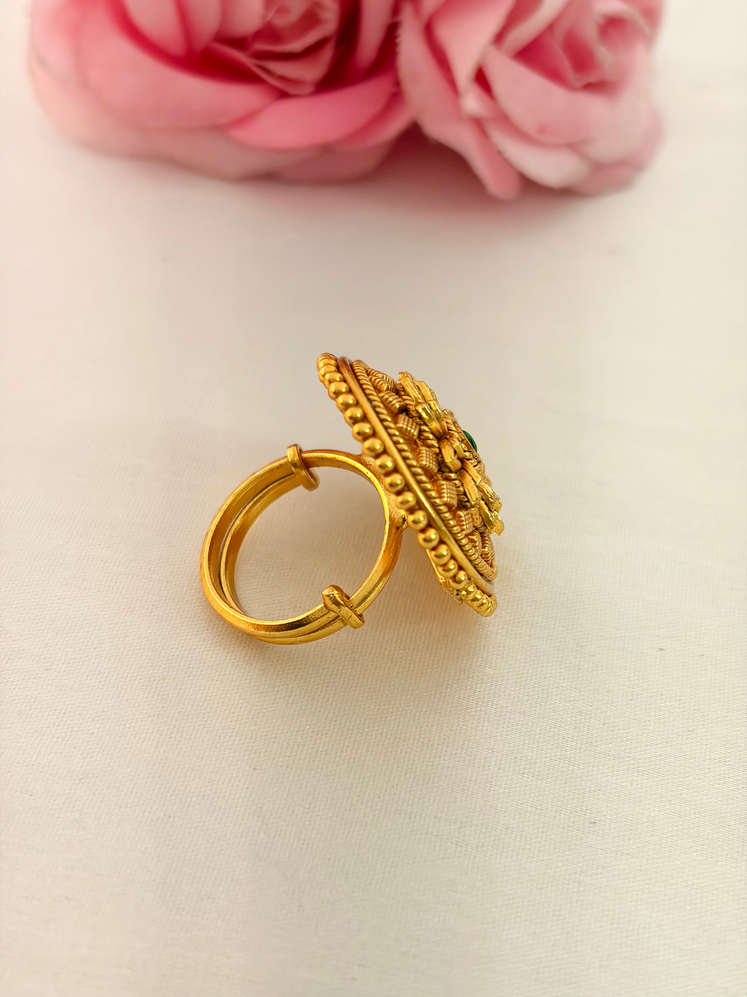 92.5 Sterling Silver Gold-Plated Openwork Floral Ring with Green Stone