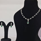 92.5 Sterling Silver Green Stone Necklace Set