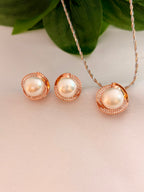 Luna Pearl Rose Gold Pendent  Set
