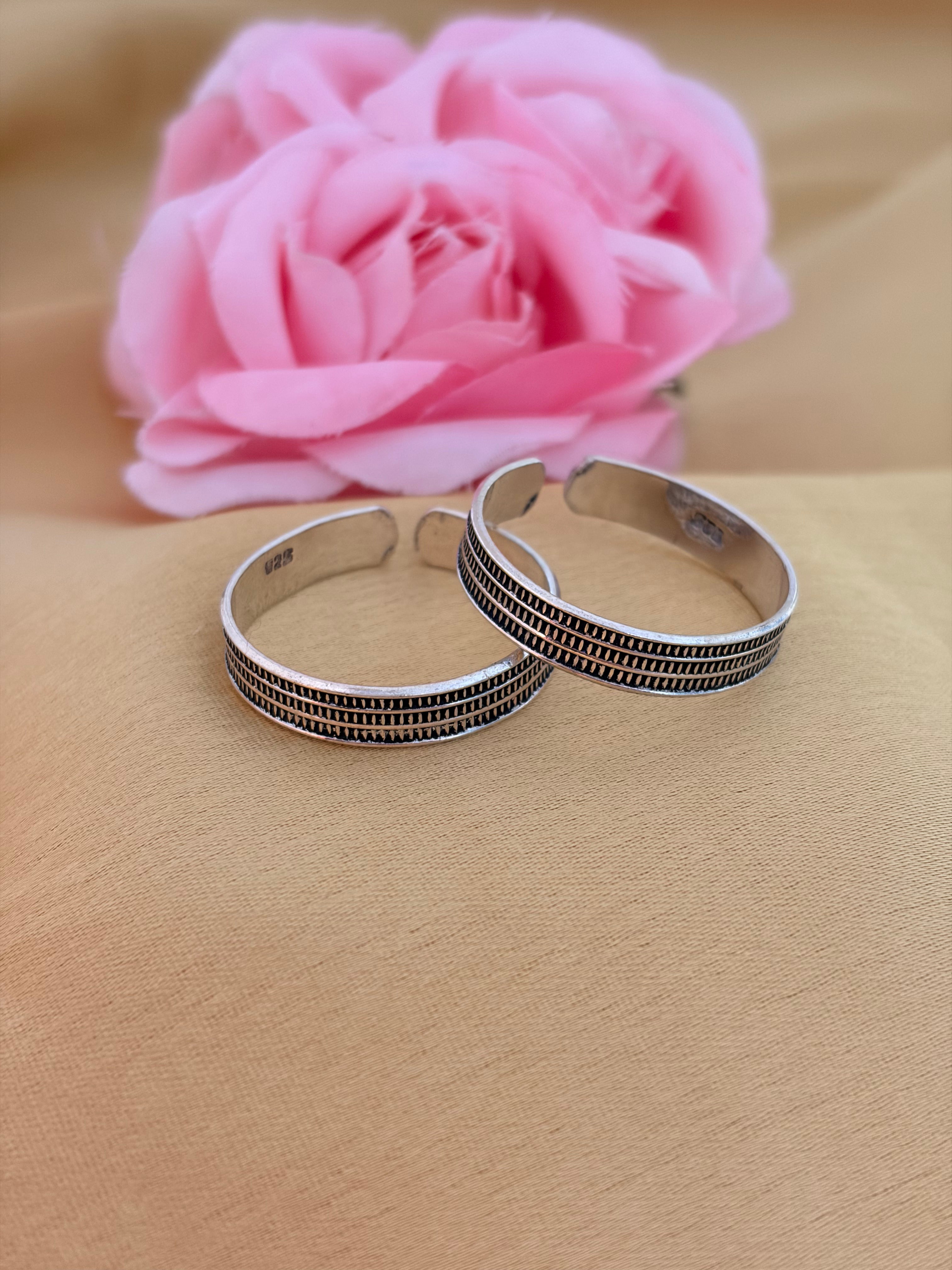 Minimalist Textured Sterling Silver Toe Ring Pair